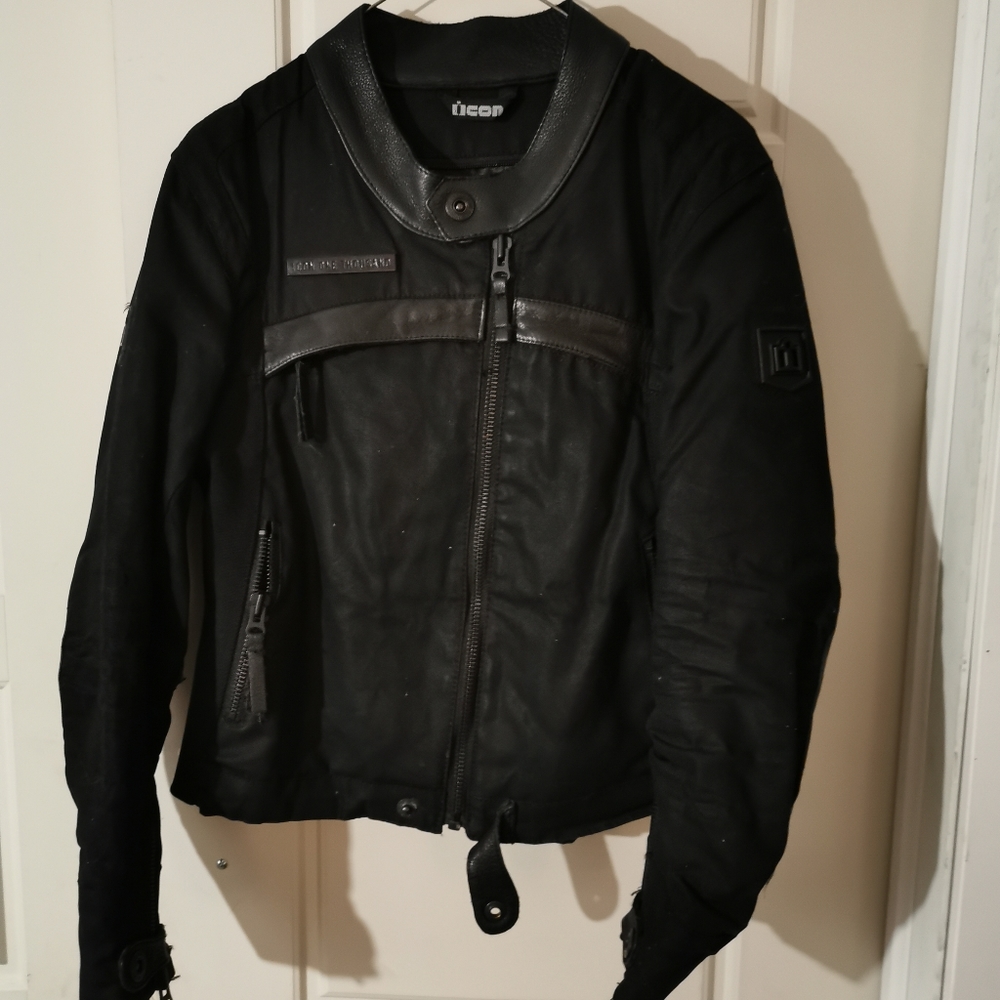 Motorcycle jacket Icon 1000